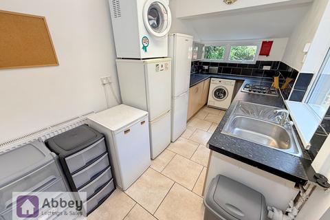 4 bedroom house to rent, Avenue Road Extension, Leicester, LE2