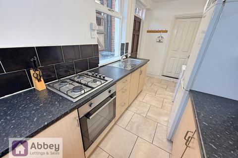 4 bedroom house to rent, Avenue Road Extension, Leicester, LE2