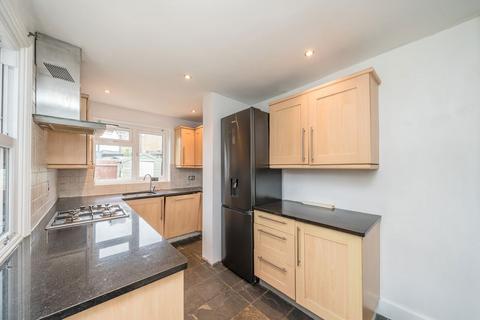 undefined, Edwin Road, Twickenham TW2