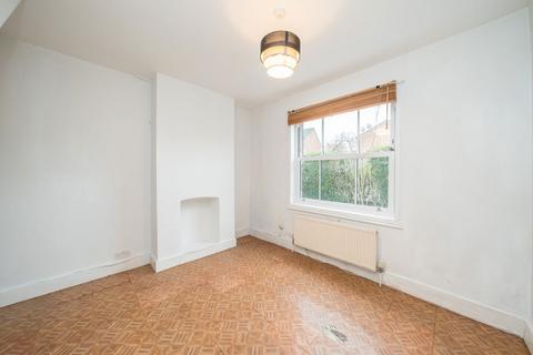 undefined, Edwin Road, Twickenham TW2
