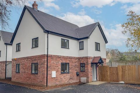 4 bedroom detached house for sale, Kingsbridge Way, Kennett