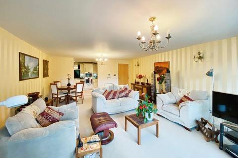 2 bedroom flat to rent, Westgate Apartments Leeman Road, York