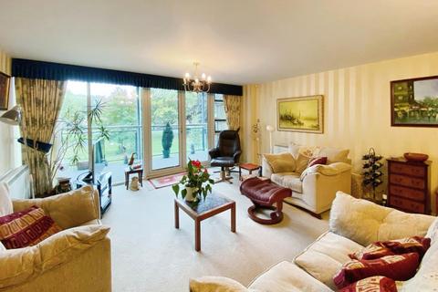 2 bedroom flat to rent, Westgate Apartments Leeman Road, York