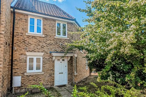 3 bedroom semi-detached house to rent, Conifer Close, Mildenhall, IP28