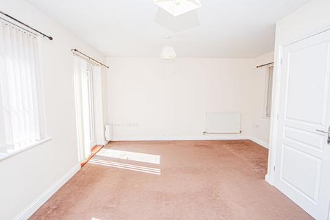 3 bedroom semi-detached house to rent, Conifer Close, Mildenhall, IP28
