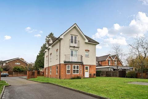 undefined, Camberley,  Surrey,  GU15