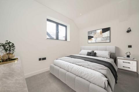 undefined, Cranmer Avenue, London W13