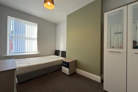 undefined, THORNGATE STREET, KETTERING, NN16 0SN