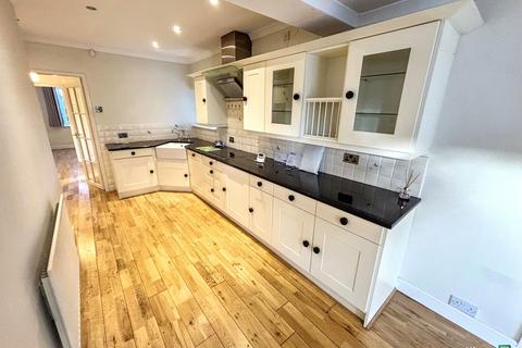 3 bedroom bungalow for sale, The Fairway, Gosforth, Newcastle upon Tyne, Tyne and Wear, NE3 5AP