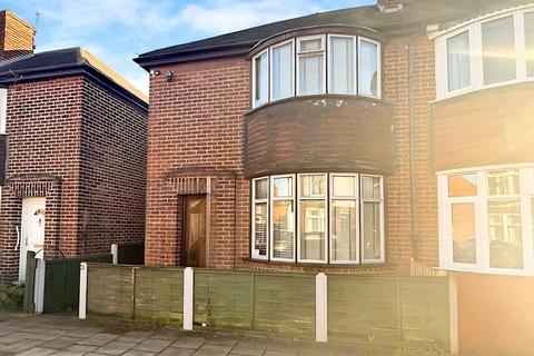 3 bedroom semi-detached house to rent, Glebe Street, Leicestershire LE11