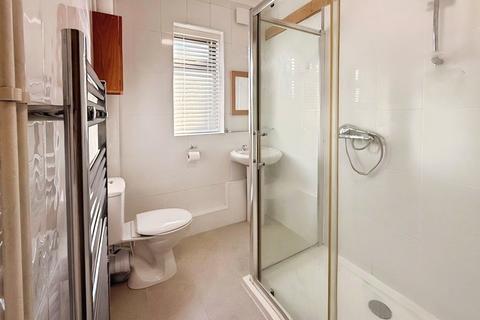 3 bedroom semi-detached house to rent, Glebe Street, Leicestershire LE11