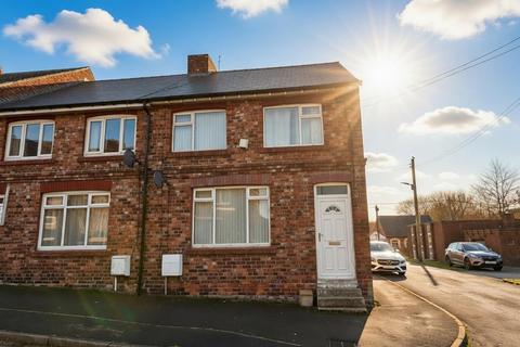 2 bedroom end of terrace house to rent, Steavenson Street, Bowburn