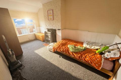 2 bedroom end of terrace house to rent, Steavenson Street, Bowburn