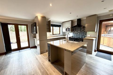5 bedroom detached house to rent, Rectory Lane, Long Newton, Stockton-On-Tees