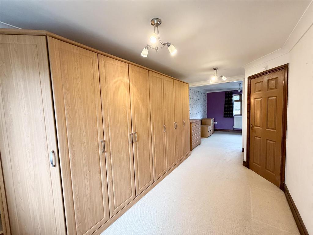 Bedroom/Dressing Room