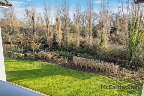 1 bedroom apartment for sale, Roslyn Court, Lisle Lane, Ely, Cambridgeshire, CB7 4FA