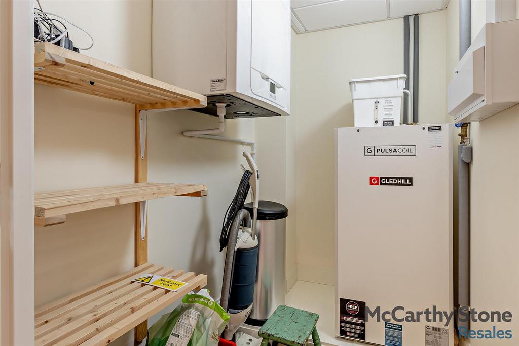 Utility room, utility