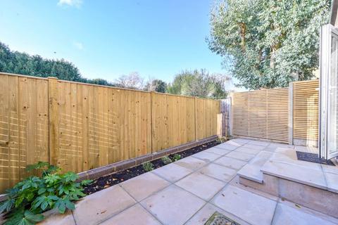 undefined, Rosemont Road, Acton, W3