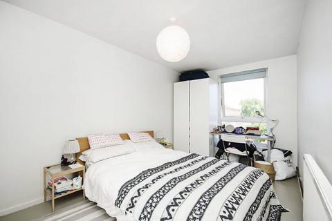 undefined, Lansdowne Drive, London Fields, London, E8