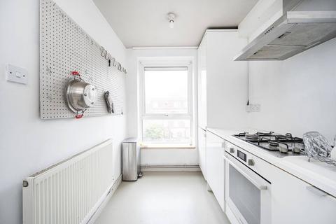 undefined, Lansdowne Drive, London Fields, London, E8