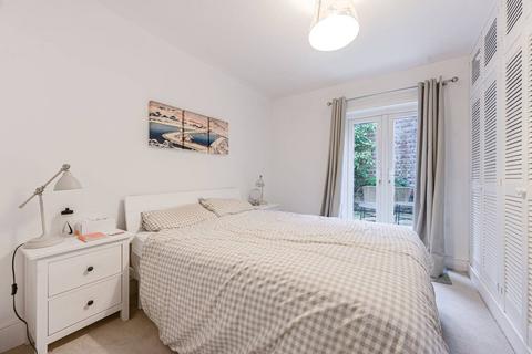 1 bedroom maisonette to rent, Stephendale Road, Fulham, London, SW6