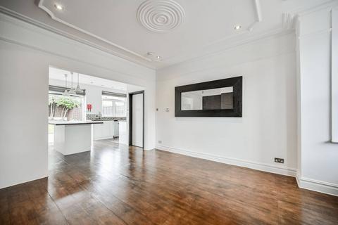 4 bedroom semi-detached house for sale, Warwick Road, Bounds Green, London, N11