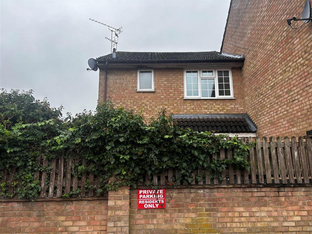 REAR OF HOUSE.jpg