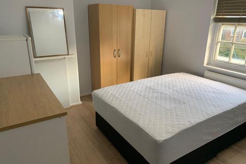 undefined, bruce grove, London N17