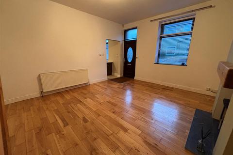 undefined, South Street, Denholme