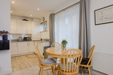 undefined, Gresham Park Road, Woking GU22