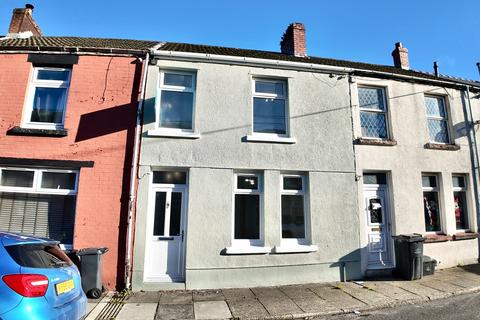 3 bedroom terraced house to rent, Curre Street, Cwm, NP23