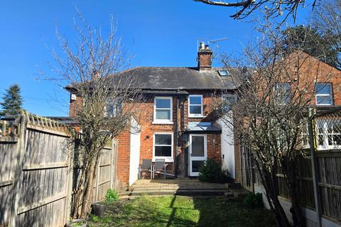 undefined, CHAIN FREE- London Road, Buntingford