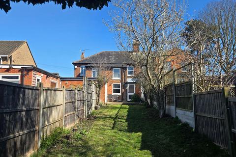 undefined, CHAIN FREE- London Road, Buntingford