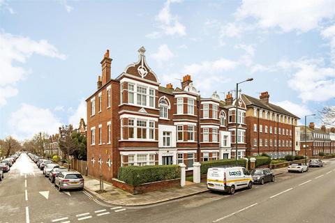 3 bedroom flat to rent, Cowley Mansions, Mortlake, SW14