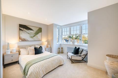 4 bedroom end of terrace house for sale, Hollymeoak Road, Coulsdon, CR5