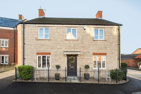 4 bedroom detached house for sale, White Eagle Road, Haydon End, Swindon, SN25