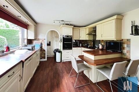 4 bedroom bungalow to rent, Ryecroft Lane, Brighouse, HD6