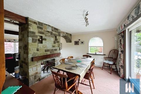 4 bedroom bungalow to rent, Ryecroft Lane, Brighouse, HD6