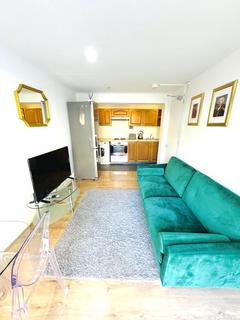 2 bedroom flat to rent, Caledonian Road, London N1