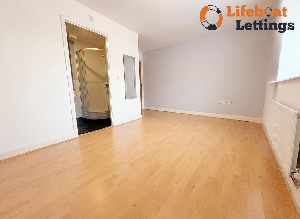 Bedroom 1b