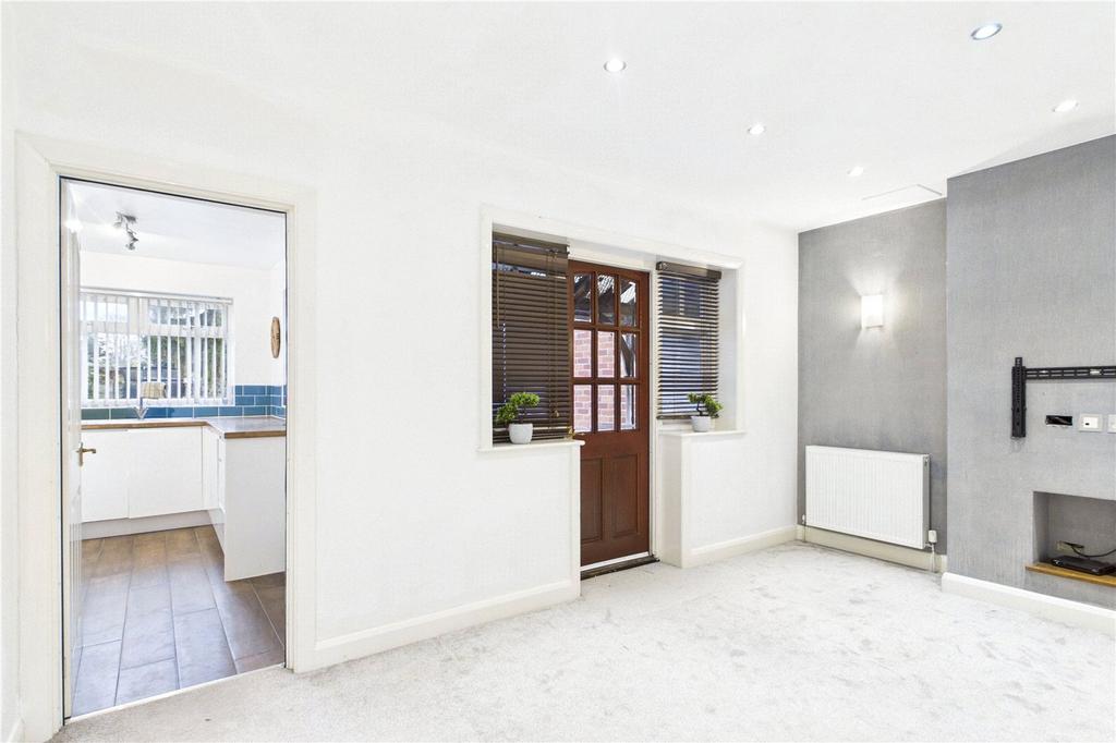 Living/Dining Room