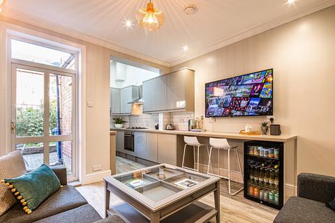 4 bedroom house to rent, Hunter Hill Road, Sheffield S11