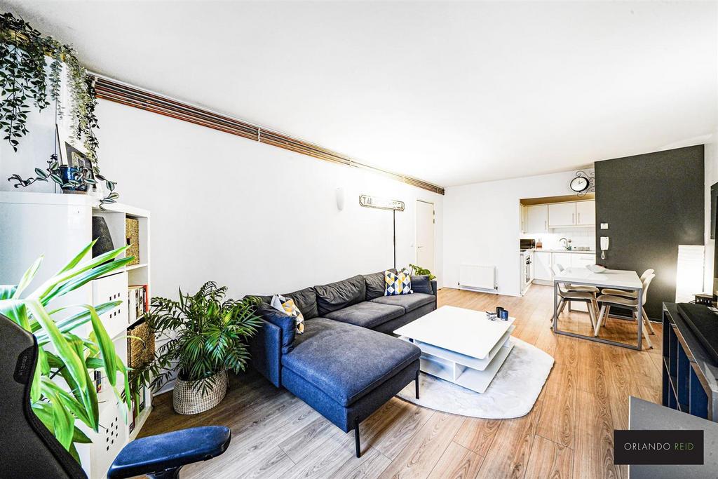 Flat 26, Ashfield Court - k NJr0mn Mb Gb Rq OUAZyb T.jpg