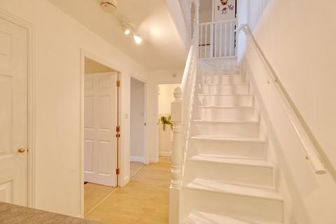 undefined, Howard Road, Grays RM16