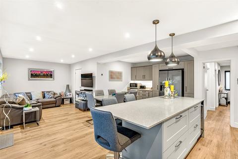 5 bedroom detached house for sale, Alfriston Road, Tarring, Worthing, West Sussex, BN14