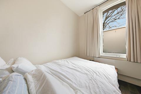 1 bedroom flat for sale, London SE5