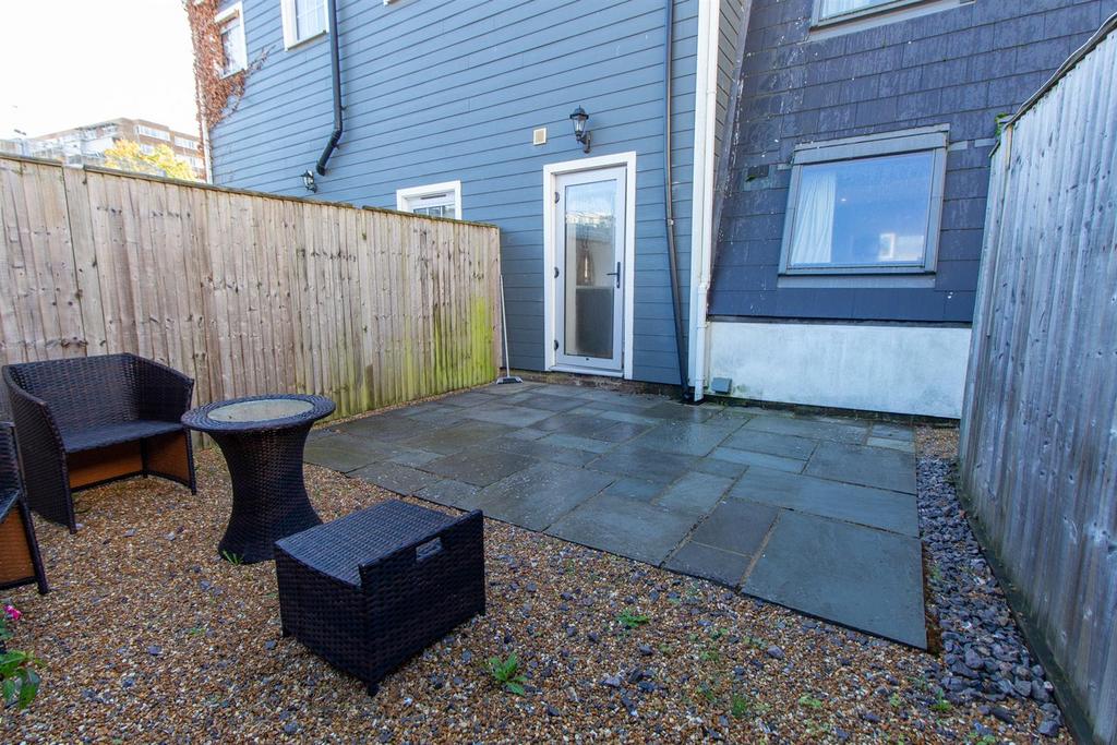 1 SQA - garden.jpg