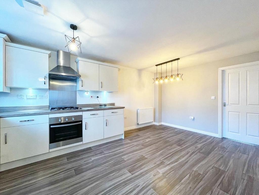 EB9 E45 FB-9689-42 A0-A526-CE4315607065.jpg