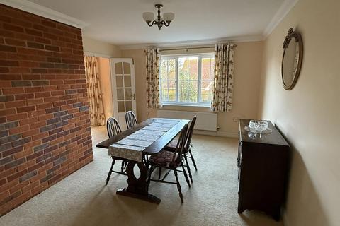 undefined, Framlingham