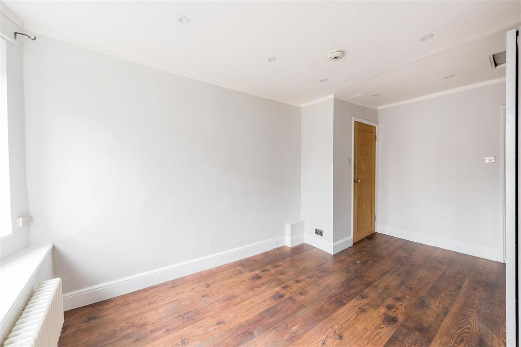 76 Upper Gloucester Road-19.jpg